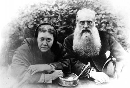helena-petrovna-blavatsky_preprocessed_openai_gpt_5.5_ll_20260617_055356_with_pictures-17.png